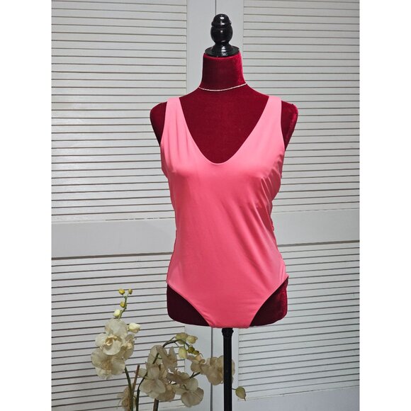 NWOT Athleta Women's Coral Pink Hampton One-Piece Swimsuit Size L 202 - Picture 3 of 13